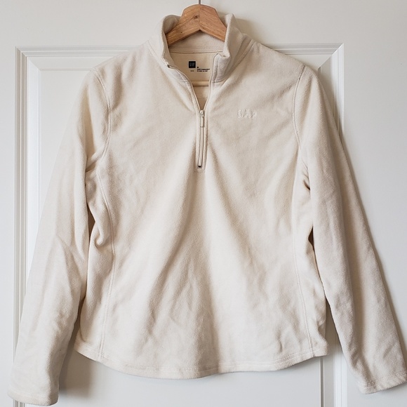 GAP Jackets & Blazers - GAP fleece
